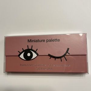 Sephora mini palette eyeshadows NWT